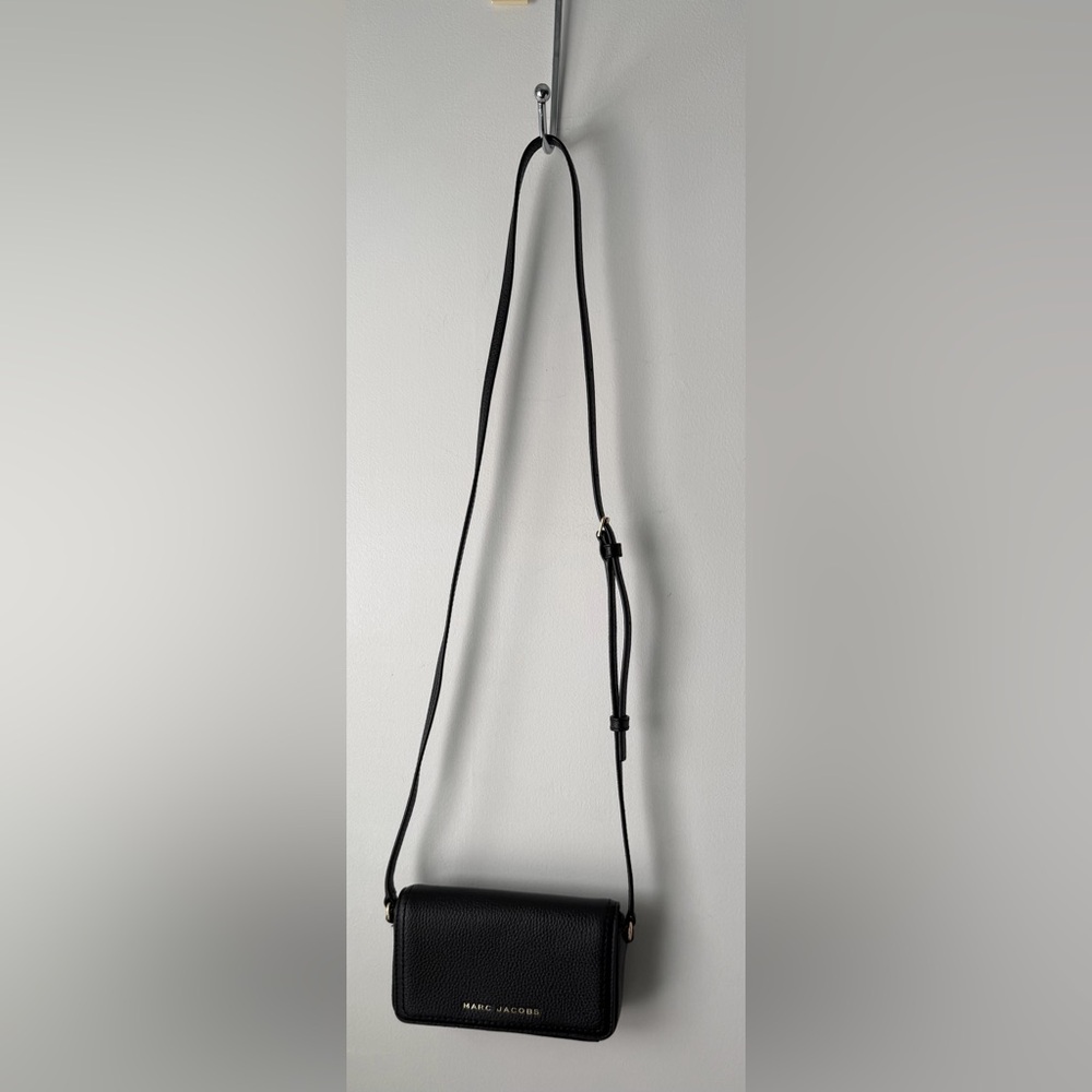 Marc Jacobs Black Pebbled Leather Groove Mini Shoulder Bag